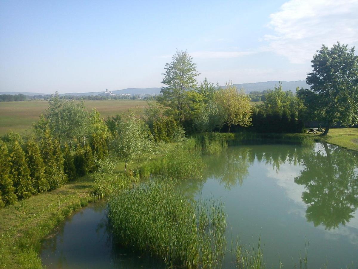 Grante Motel Esztergom Luaran gambar