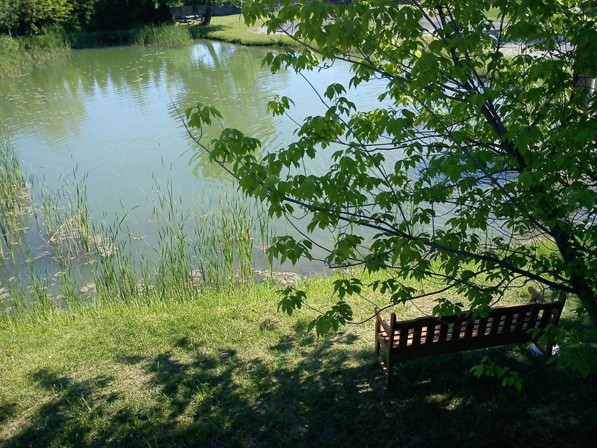 Grante Motel Esztergom Luaran gambar