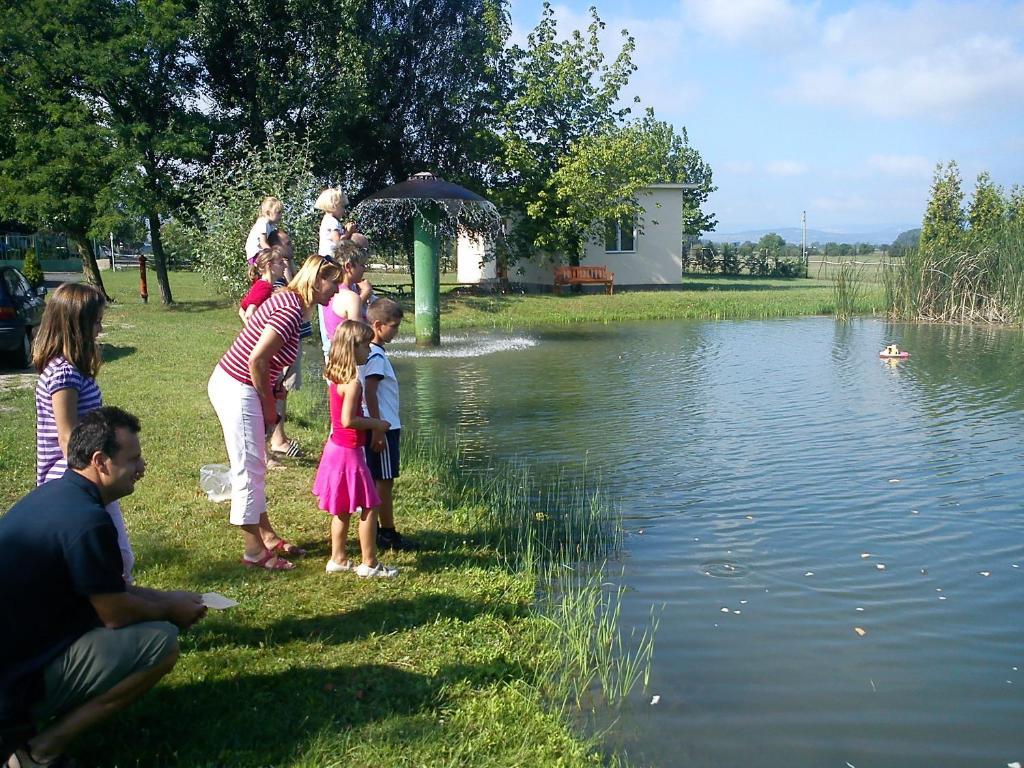 Grante Motel Esztergom Luaran gambar